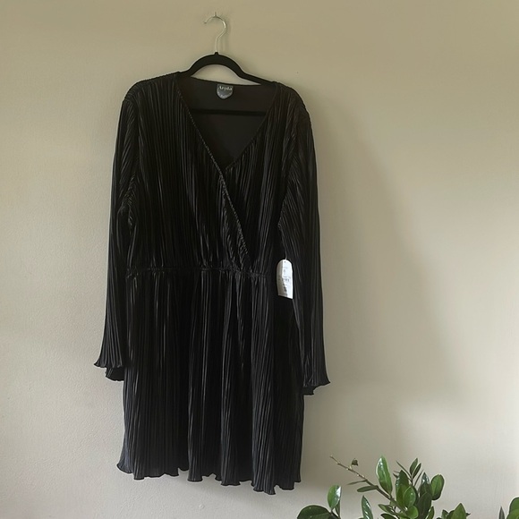 NWT Arula Black Mini Dress SZ 2X - Picture 2 of 9